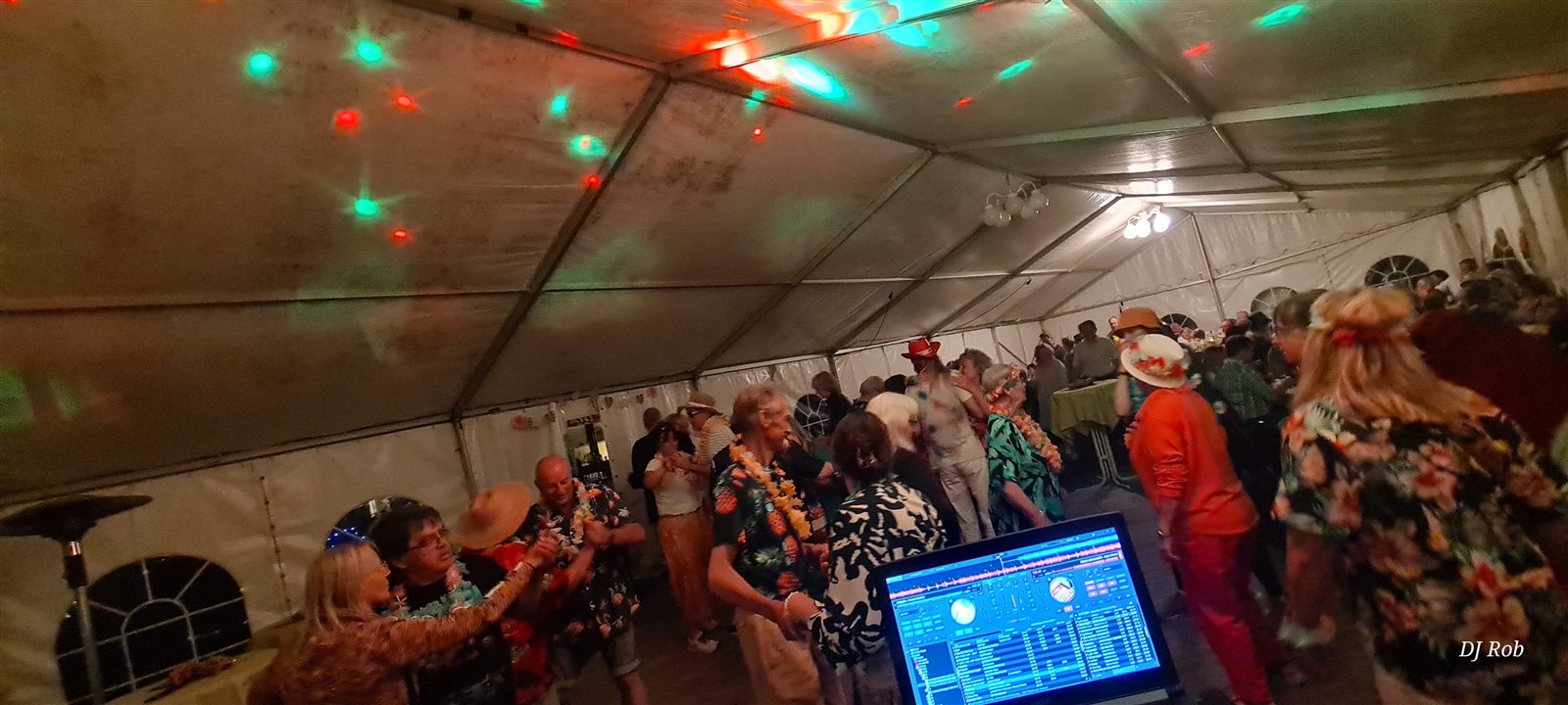 Stimmung im Festzelt